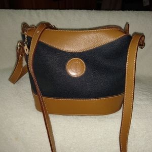 Vintage Toledano crossbody bag.